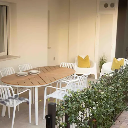 Bia's - Fronte Mare Apartman *